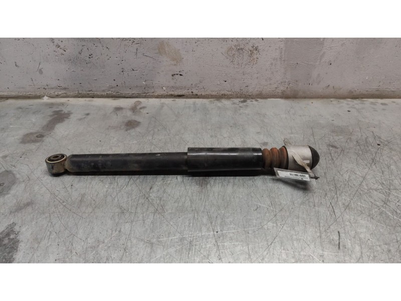 Recambio de amortiguador trasero para volkswagen passat variant (3c5) advance referencia OEM IAM 3C0513049BH  