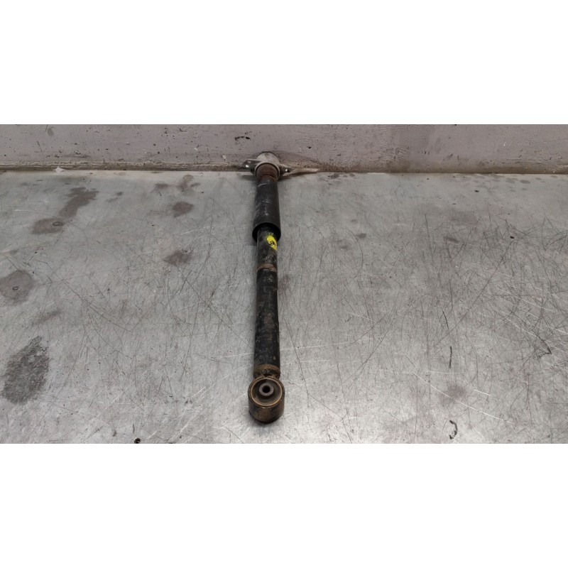 Recambio de amortiguador trasero para volkswagen golf iv berlina (1j1) 1.9 tdi referencia OEM IAM 1J0513025CD  