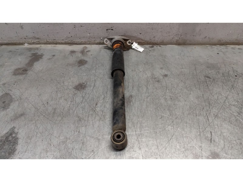 Recambio de amortiguador trasero para volkswagen passat variant (3c5) advance referencia OEM IAM 3C0513049BH  