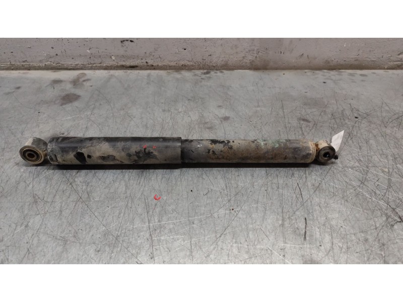 Recambio de amortiguador trasero para renault master ii furgoneta (fd) 2.5 d referencia OEM IAM 7700310741B  
