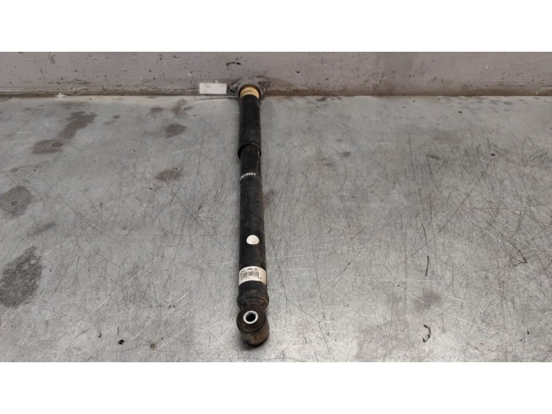 Recambio de amortiguador trasero para ford ecosport 1.0 ecoboost referencia OEM IAM FNIC18080BB  