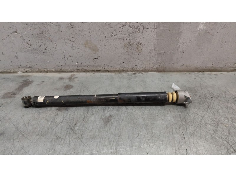 Recambio de amortiguador trasero para ford ecosport 1.0 ecoboost referencia OEM IAM FNIC18080BB  