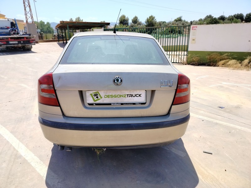 skoda octavia ii (1z3) del año 2004