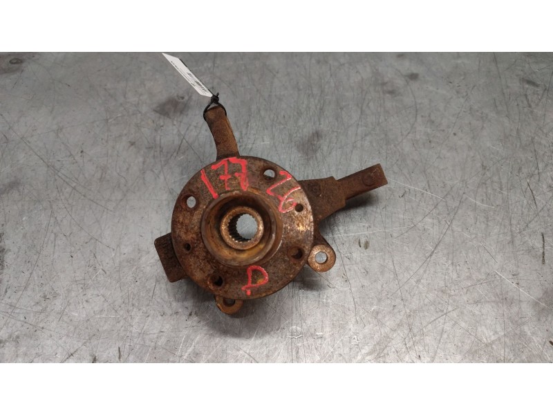 Recambio de mangueta delantera derecha para nissan note (e11e) acenta referencia OEM IAM   