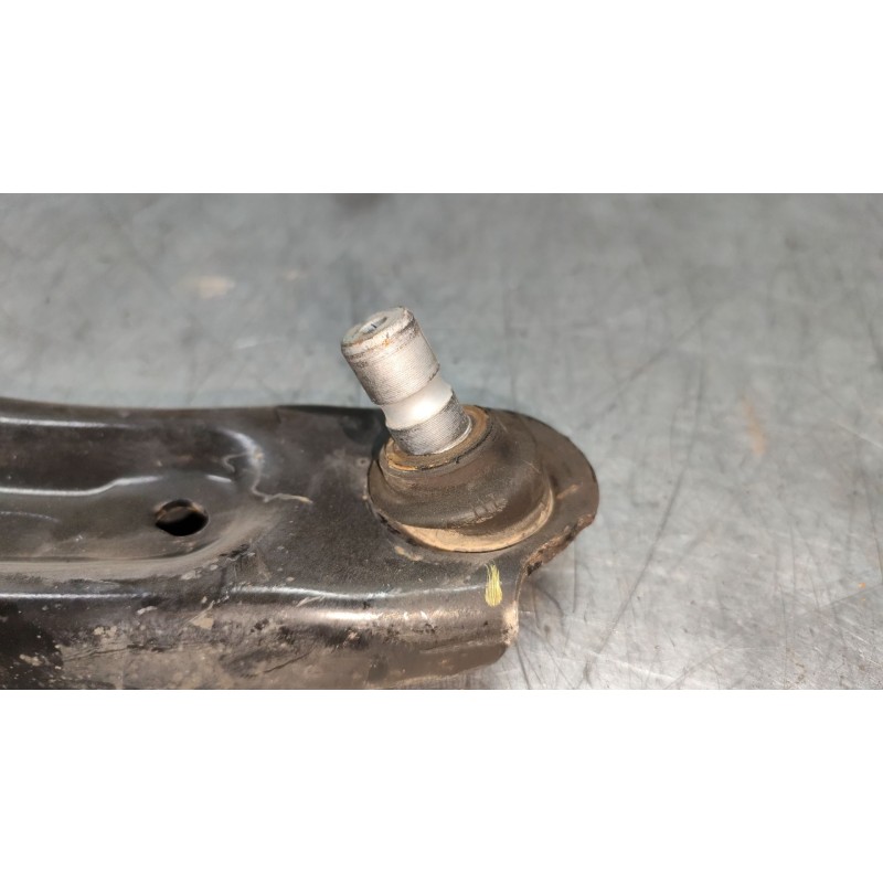 Recambio de brazo suspension inferior delantero izquierdo para ford ecosport 1.0 ecoboost referencia OEM IAM   