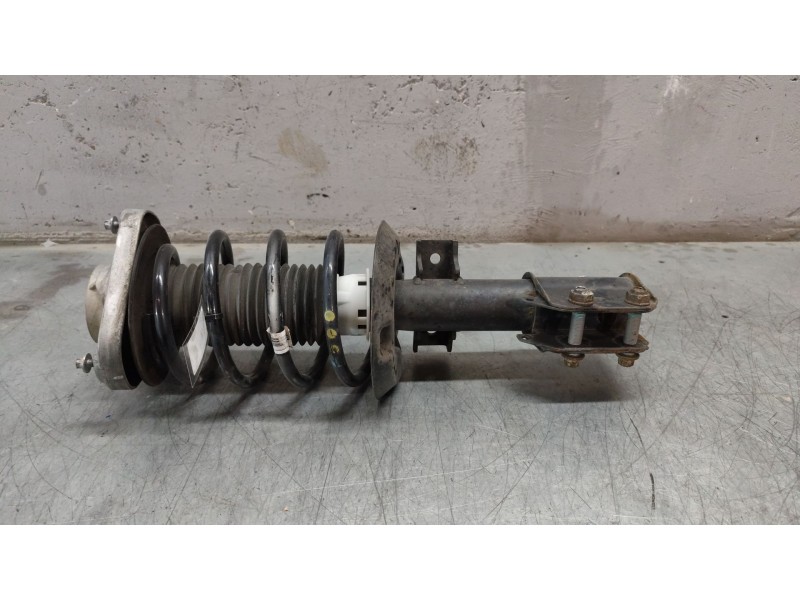 Recambio de amortiguador delantero izquierdo para mercedes-benz clase e (w212) familiar referencia OEM IAM A2123235900  