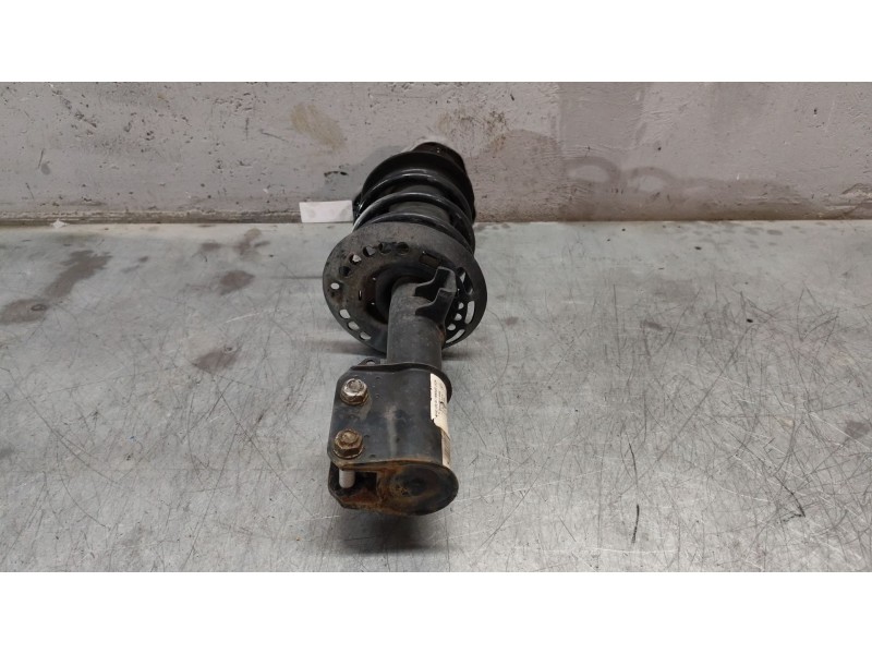 Recambio de amortiguador delantero izquierdo para mercedes-benz clase e (w212) familiar referencia OEM IAM A2123235900  