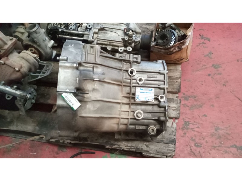 Recambio de despiece caja cambios para renault maxity fg 130.35/45 referencia OEM IAM 6S380V 32010LC61A 1323065047