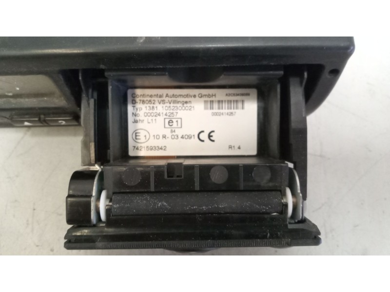 Recambio de tacografo para renault magnum ab diesel referencia OEM IAM 13811052300021 7421593342 00002414257