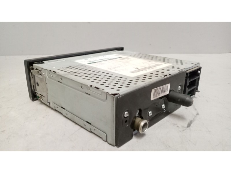 Recambio de sistema audio / radio cd para renault magnum ab diesel referencia OEM IAM 7421819272 21470404 742174444858