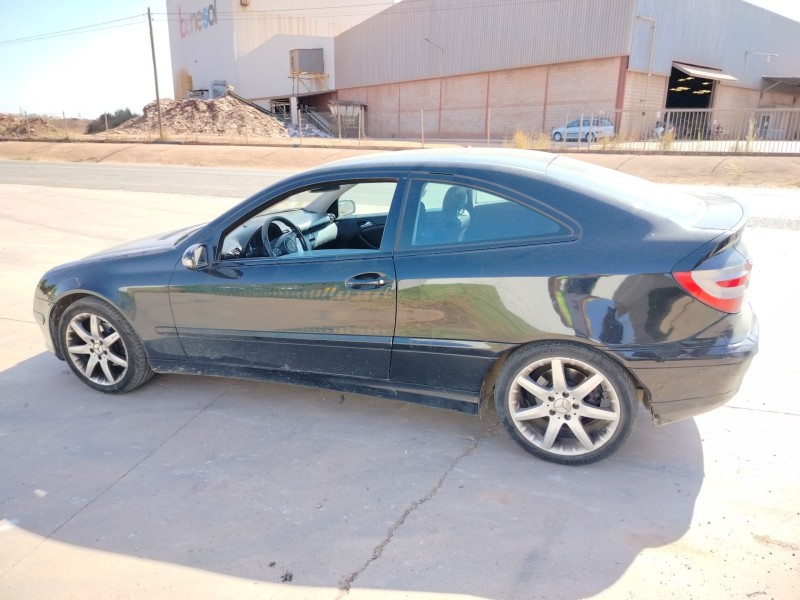 mercedes-benz clase c (w203) sportcoupe del año 2004