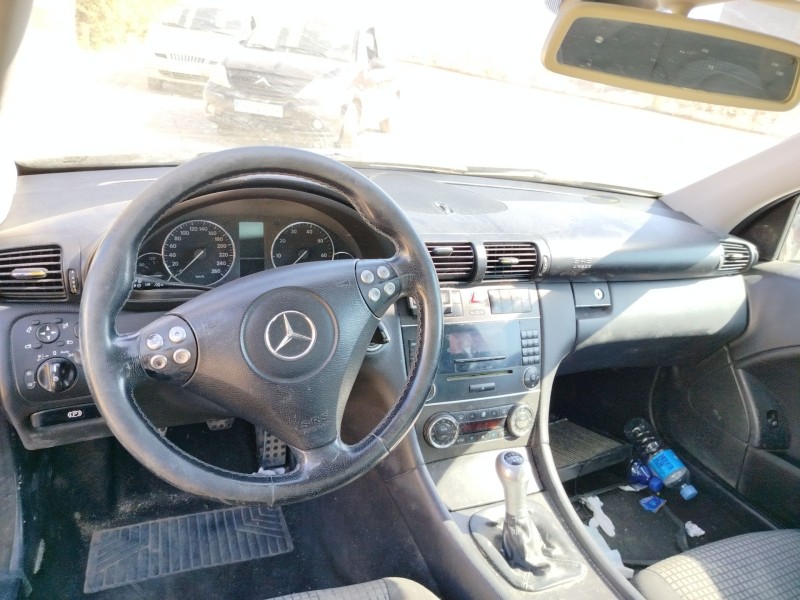 mercedes-benz clase c (w203) sportcoupe del año 2004