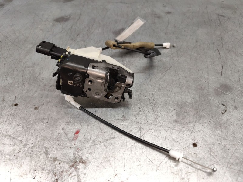 Recambio de cerradura puerta delantera derecha para peugeot partner tepee 1.6 bluehdi 100 referencia OEM IAM  6 PINS 