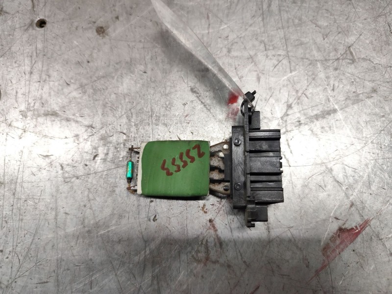 Recambio de resistencia calefaccion para peugeot partner tepee 1.6 bluehdi 100 referencia OEM IAM  5 PINS 