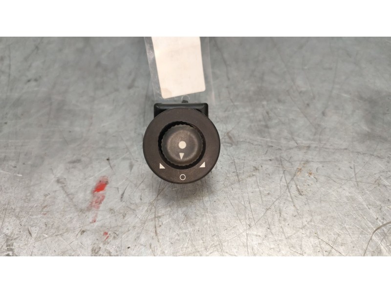 Recambio de mando retrovisor para peugeot partner tepee 1.6 bluehdi 100 referencia OEM IAM  11 DIENTES 