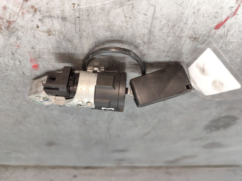 Recambio de conmutador de arranque para peugeot partner tepee 1.6 bluehdi 100 referencia OEM IAM E1105995  