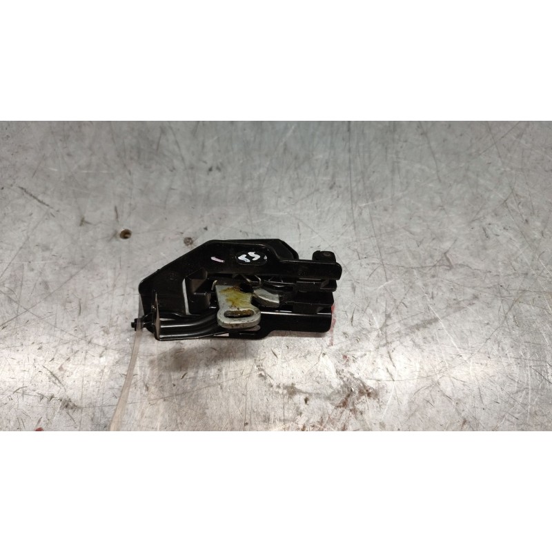 Recambio de cerradura puerta carga para peugeot partner tepee 1.6 bluehdi 100 referencia OEM IAM  SUPERIOR DERECHA 