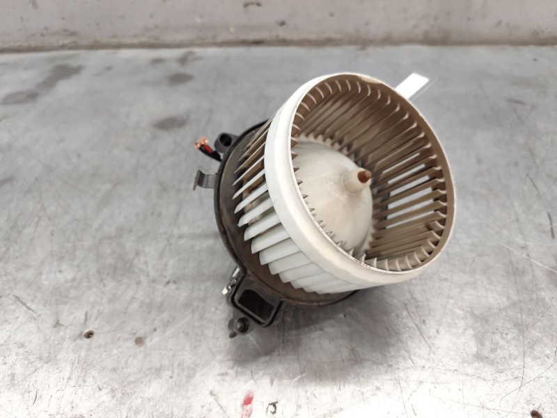 Recambio de ventilador calefaccion para peugeot partner tepee 1.6 bluehdi 100 referencia OEM IAM 5E2228200  