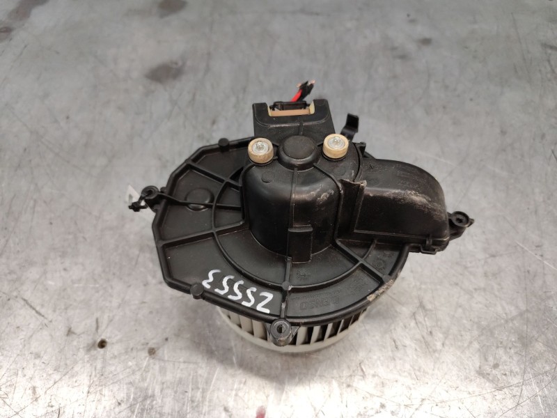 Recambio de ventilador calefaccion para peugeot partner tepee 1.6 bluehdi 100 referencia OEM IAM 5E2228200  