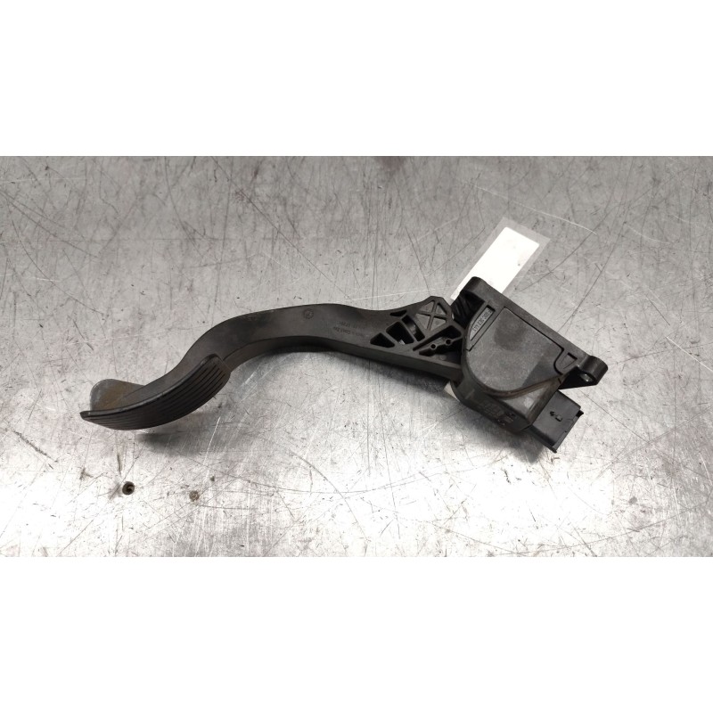 Recambio de potenciometro pedal para peugeot partner tepee 1.6 bluehdi 100 referencia OEM IAM 0280755167 6 PINS 9671416880