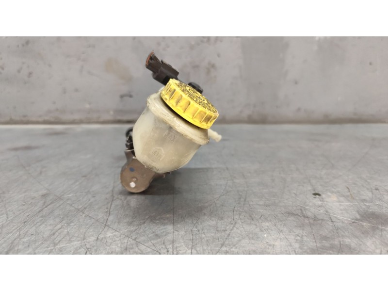 Recambio de bomba freno para volkswagen polo berlina (6n1) básico referencia OEM IAM   