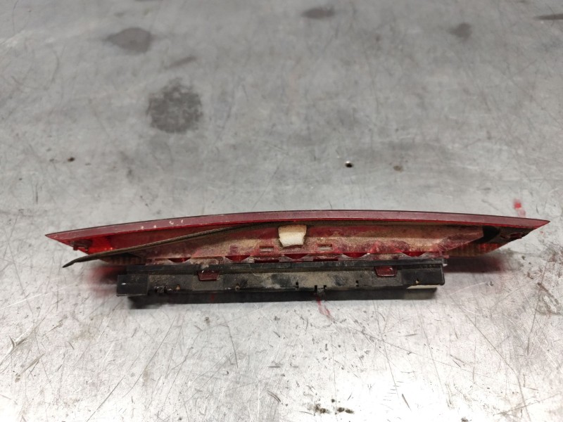 Recambio de luz central de freno para ford focus lim. (cb4) 1.6 tdci cat referencia OEM IAM   