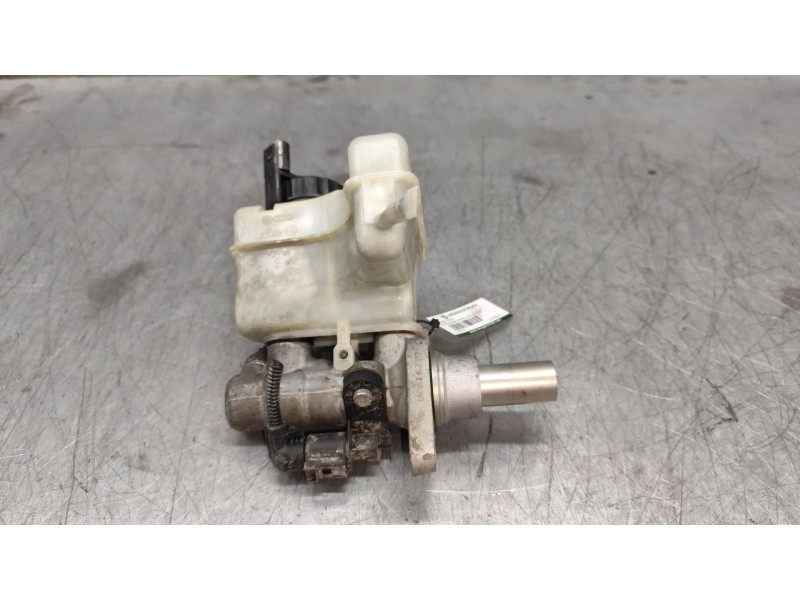 Recambio de bomba freno para volkswagen passat variant (3c5) advance referencia OEM IAM 03350886771  