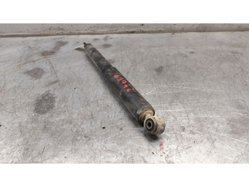 Recambio de amortiguador trasero para renault master ii furgoneta (fd) 2.5 d referencia OEM IAM   