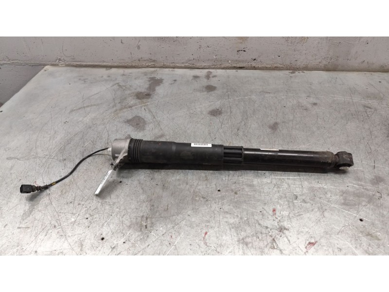 Recambio de amortiguador trasero para skoda scala (nw1) 1.5 tsi referencia OEM IAM 0512037BM  