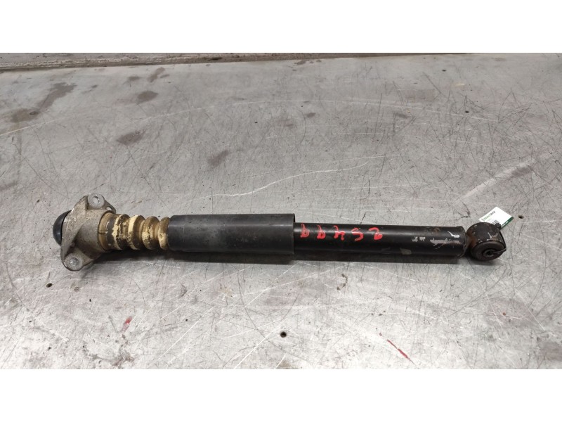 Recambio de amortiguador trasero para volkswagen golf iv (1j1) 1.9 tdi referencia OEM IAM   