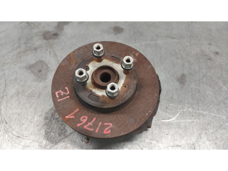 Recambio de mangueta delantera izquierda para hyundai accent (mc) gl referencia OEM IAM   