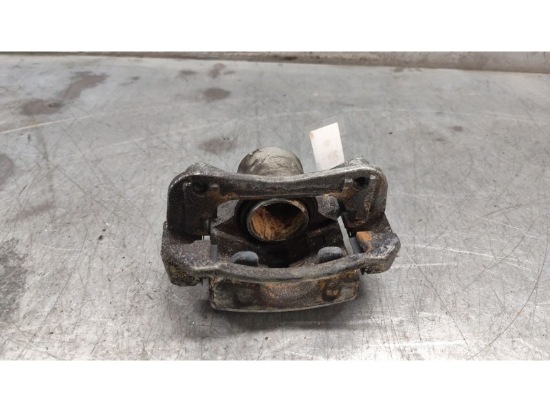 Recambio de pinza freno delantera derecha para hyundai i30 (gd) 1.6 crdi referencia OEM IAM   