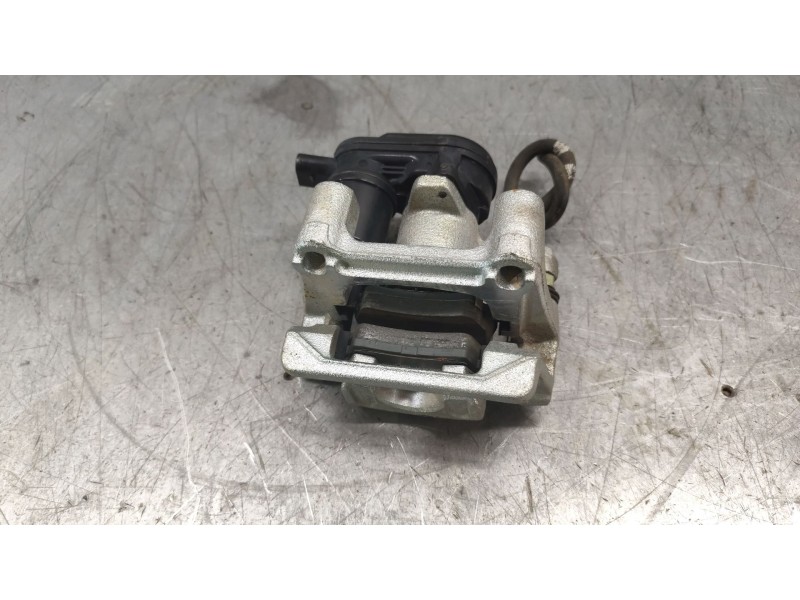 Recambio de pinza freno trasera derecha para kia niro i (de) e-niro referencia OEM IAM G358237700  