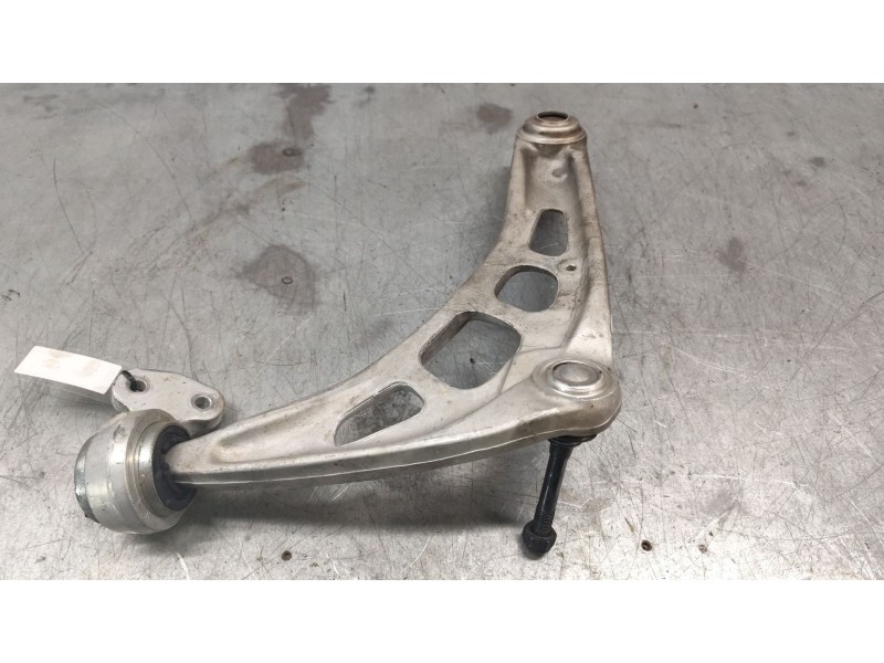 Recambio de brazo suspension inferior delantero derecho para bmw serie 3 berlina (e46) 320d referencia OEM IAM   