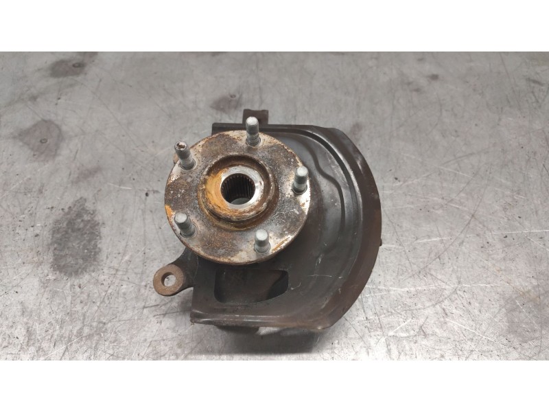 Recambio de mangueta delantera izquierda para nissan qashqai i (j10, nj10) 1.6 referencia OEM IAM 40015J00  