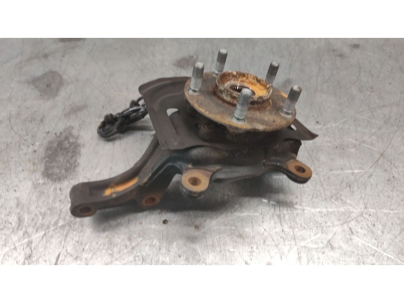 Recambio de mangueta delantera izquierda para nissan qashqai i (j10, nj10) 1.6 referencia OEM IAM 40015J00  
