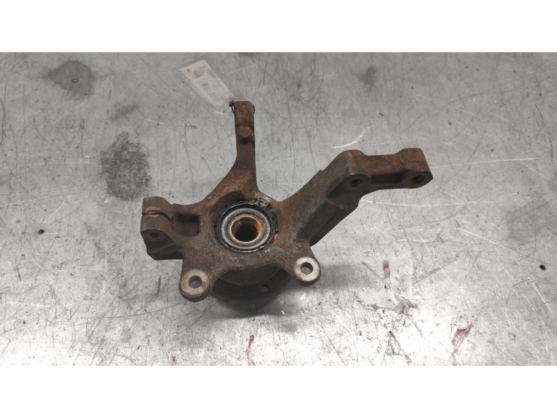 Recambio de mangueta delantera izquierda para nissan note (e11e) acenta referencia OEM IAM   