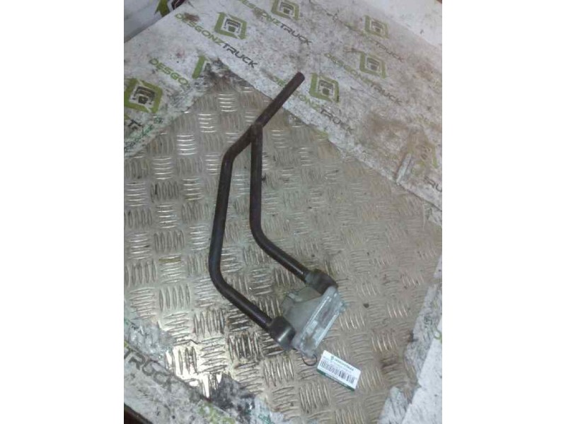 Recambio de brazo retrovisor derecho para nissan cabstar e cabina simple cabina individual referencia OEM IAM   