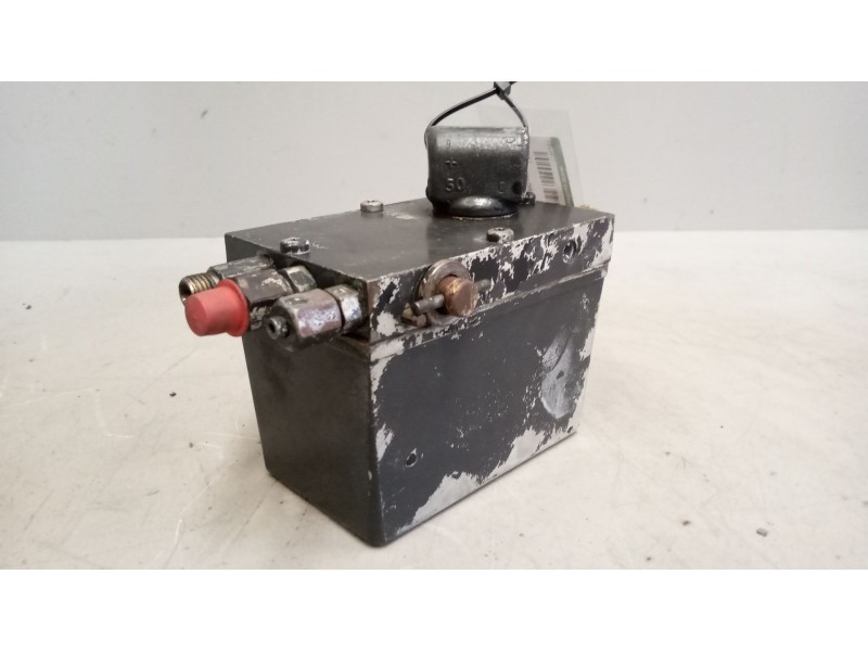 Recambio de bomba elevacion cabina para scania r i r 580 referencia OEM IAM 1549741  