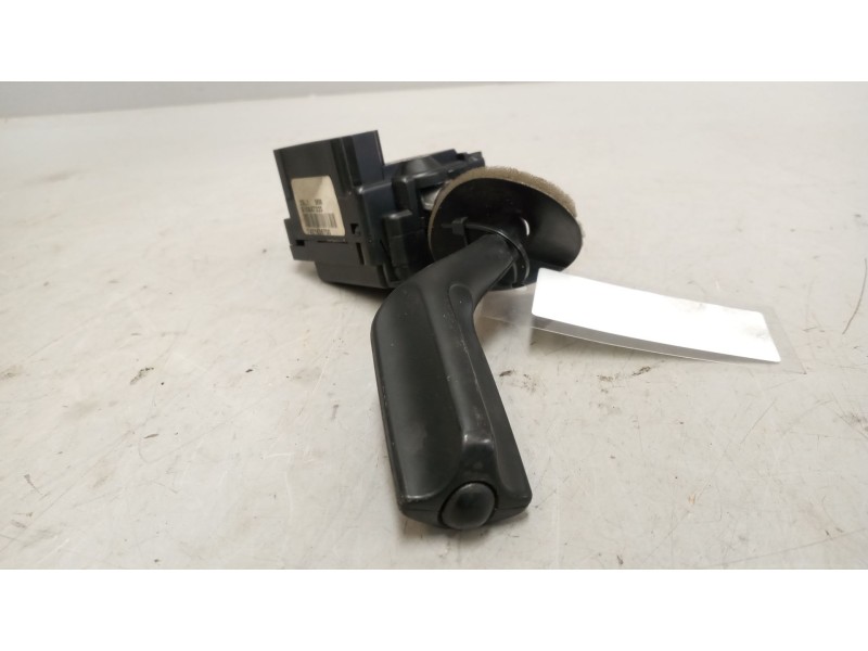 Recambio de mando limpia para renault magnum ab diesel referencia OEM IAM 7421535700  