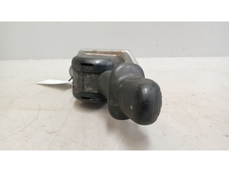 Recambio de palanca freno de mano para renault magnum ab diesel referencia OEM IAM 7420813846  9617231390