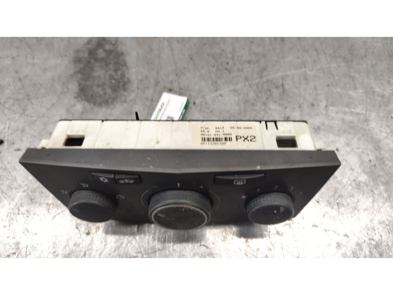 Recambio de mando calefaccion / aire acondicionado para opel astra h berlina cosmo referencia OEM IAM 13201300  