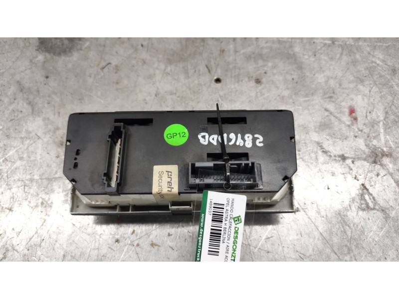 Recambio de mando calefaccion / aire acondicionado para opel astra h berlina cosmo referencia OEM IAM 13201300  