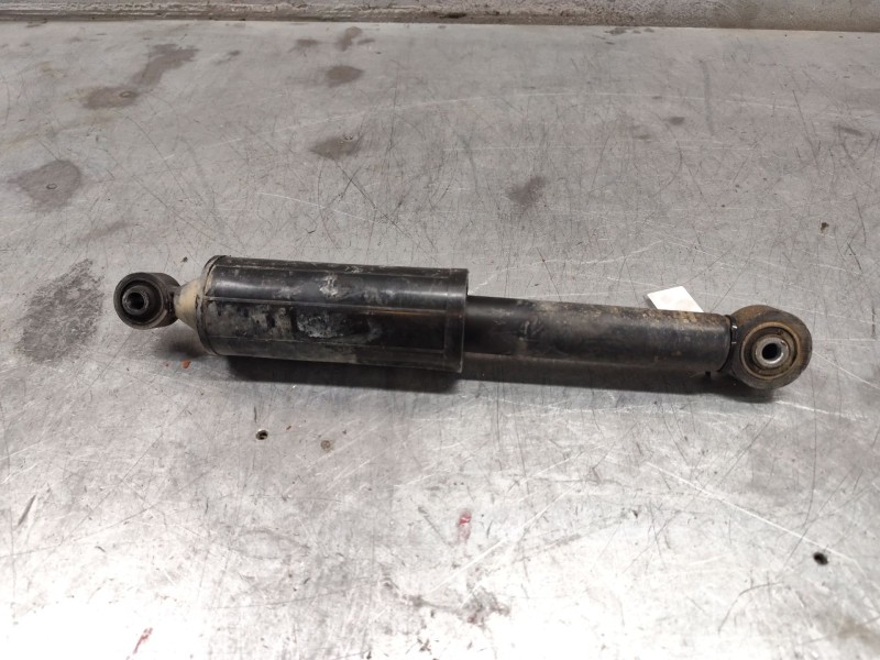 Recambio de amortiguador trasero para ford fiesta berl./courier 1.8 diesel referencia OEM IAM   
