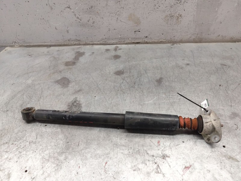 Recambio de amortiguador trasero para volkswagen golf iv berlina (1j1) 1.9 tdi referencia OEM IAM   