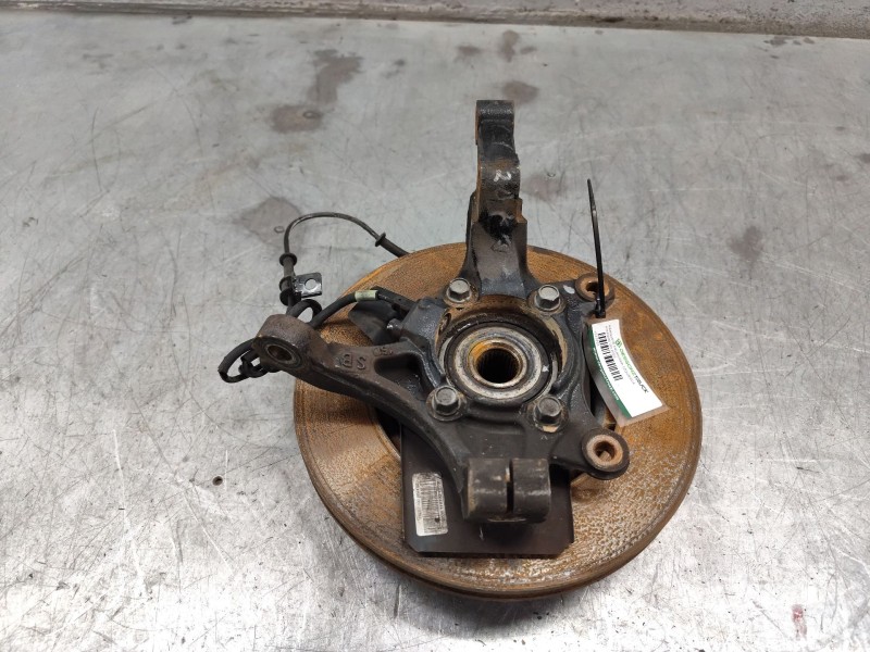 Recambio de mangueta delantera izquierda para hyundai i30 (gd) 1.6 crdi referencia OEM IAM   