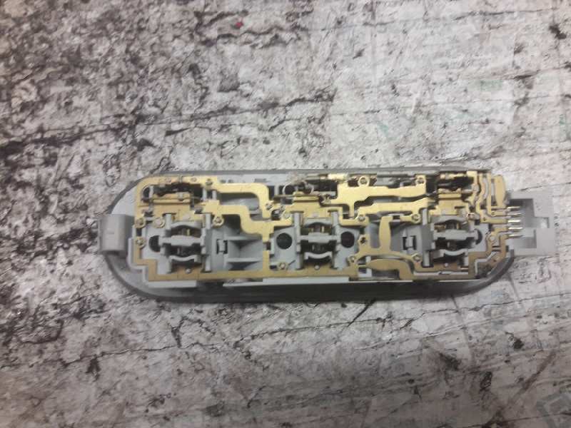 Recambio de luz interior para renault megane ii coupe/cabrio authentique referencia OEM IAM 8200073231 DELANTERA 