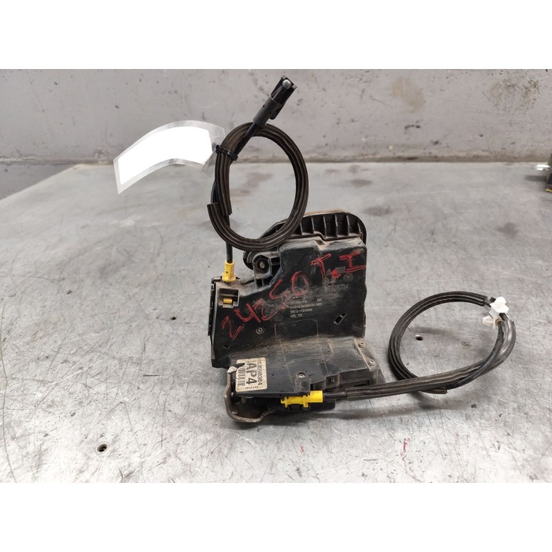 Recambio de cerradura puerta trasera izquierda para opel astra k (b16) 1.6 cdti (68) referencia OEM IAM 13598364  