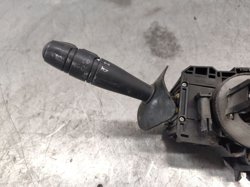 Recambio de mando multifuncion para dacia logan 1.6 cat referencia OEM IAM 8200213173  