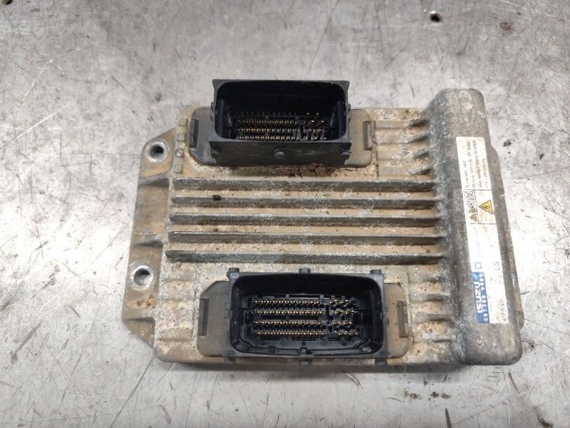 Recambio de centralita motor uce para opel meriva cosmo referencia OEM IAM 97350948  